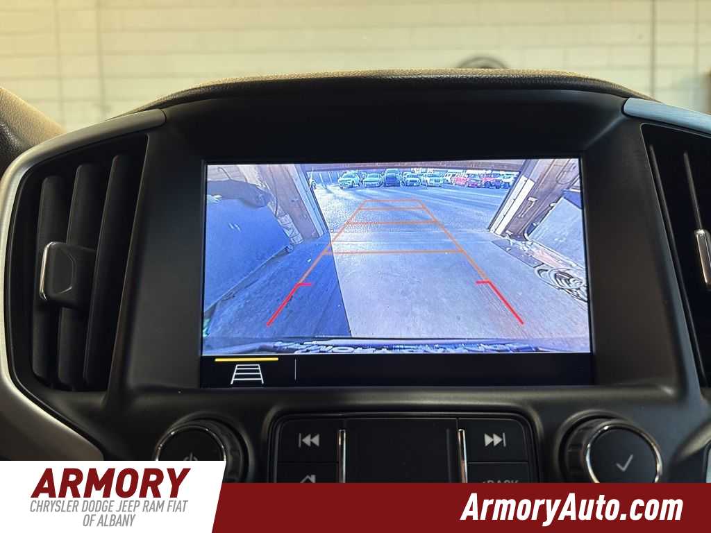 Thumbnail: 2020 GMC Terrain - 16