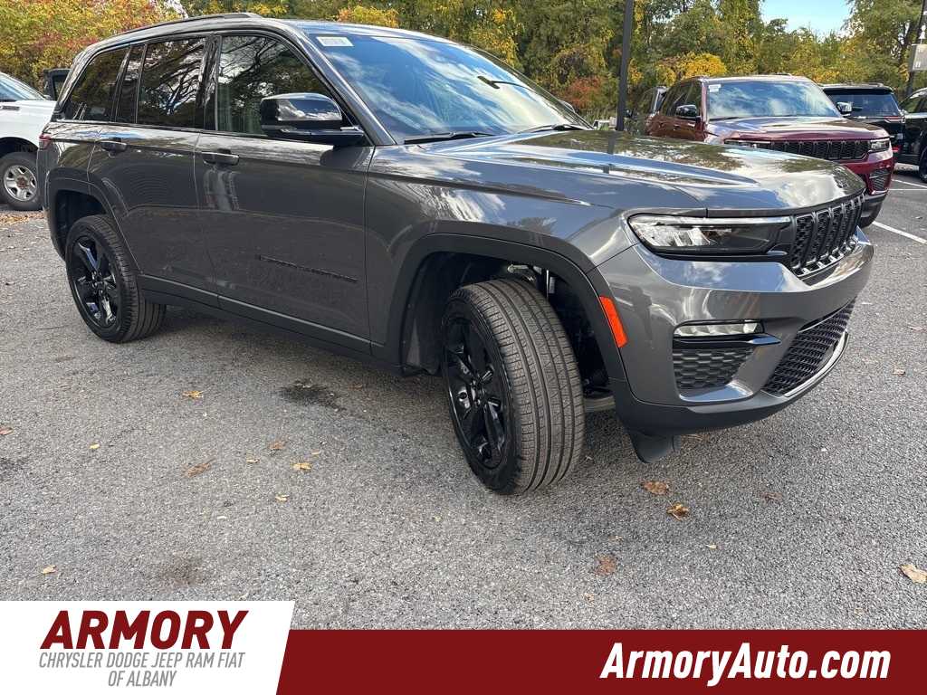 Thumbnail: 2025 Jeep Grand Cherokee - 3