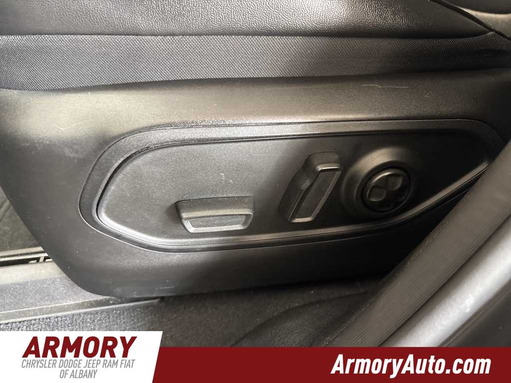 Thumbnail: 2023 Jeep Grand Cherokee - 13