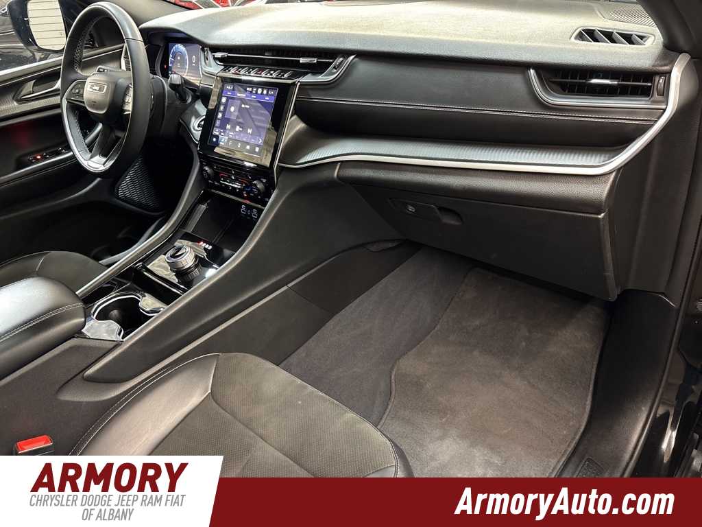 Thumbnail: 2023 Jeep Grand Cherokee L - 44