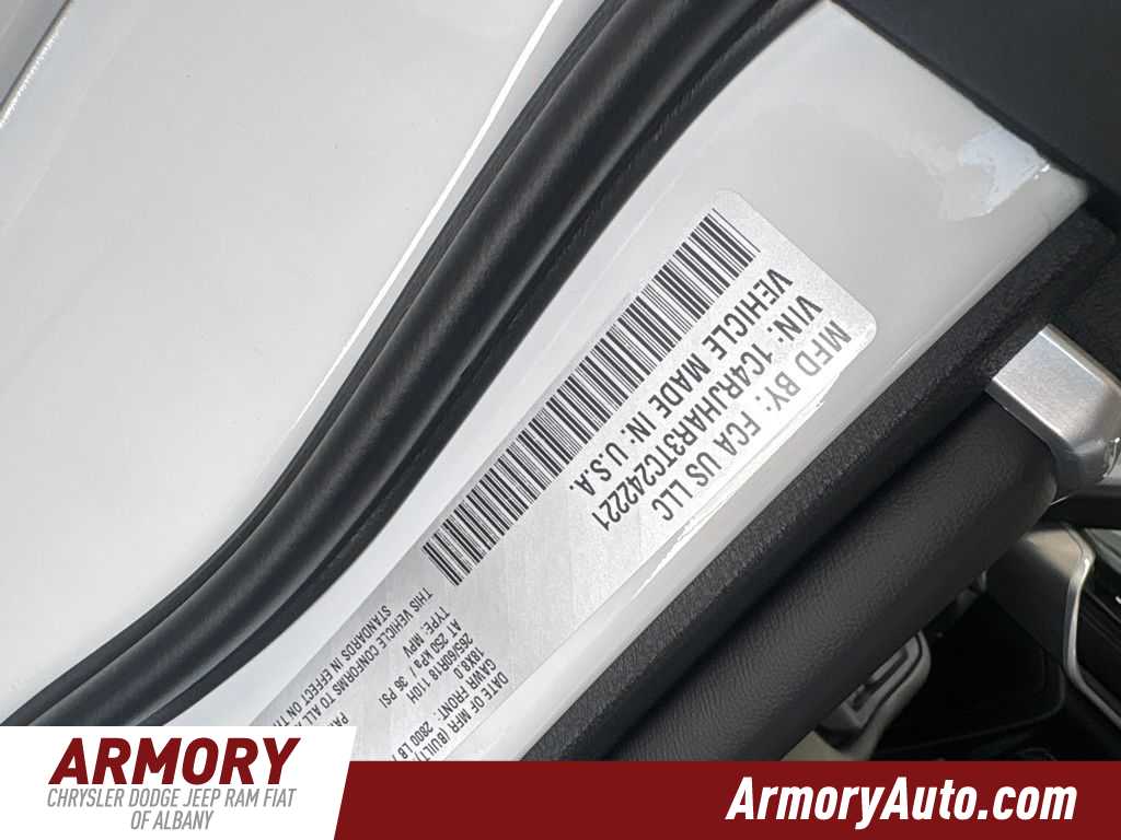 Thumbnail: 2026 Jeep Grand Cherokee - 45