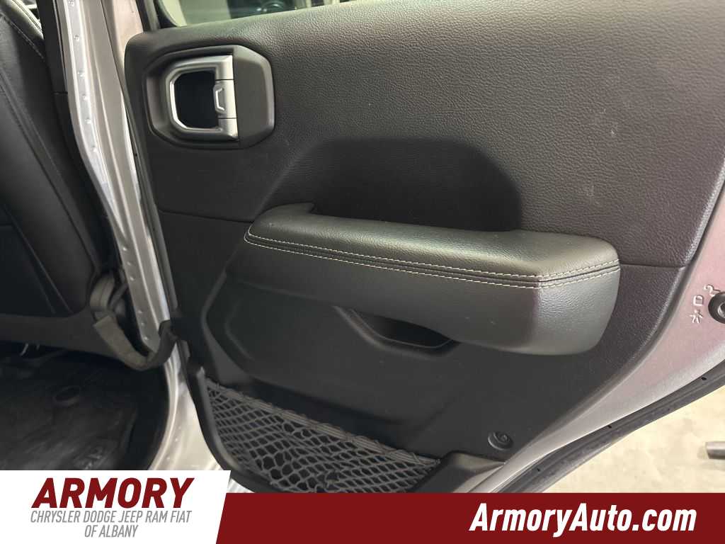 Thumbnail: 2019 Jeep Wrangler - 29