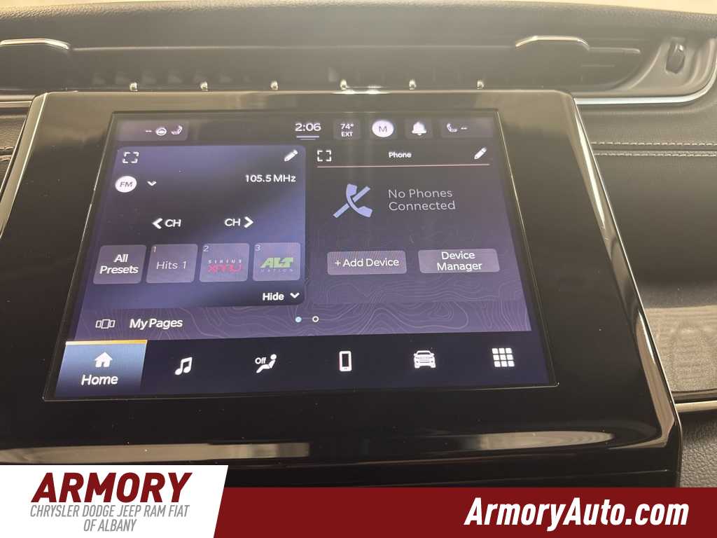 Thumbnail: 2022 Jeep Grand Cherokee - 16