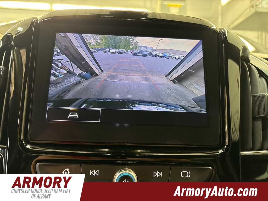 Thumbnail: 2022 Chevrolet Traverse - 20