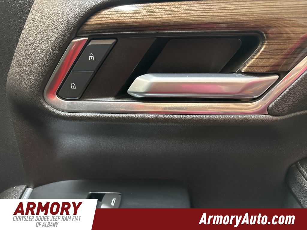 Thumbnail: 2023 Chevrolet Silverado 1500 - 36