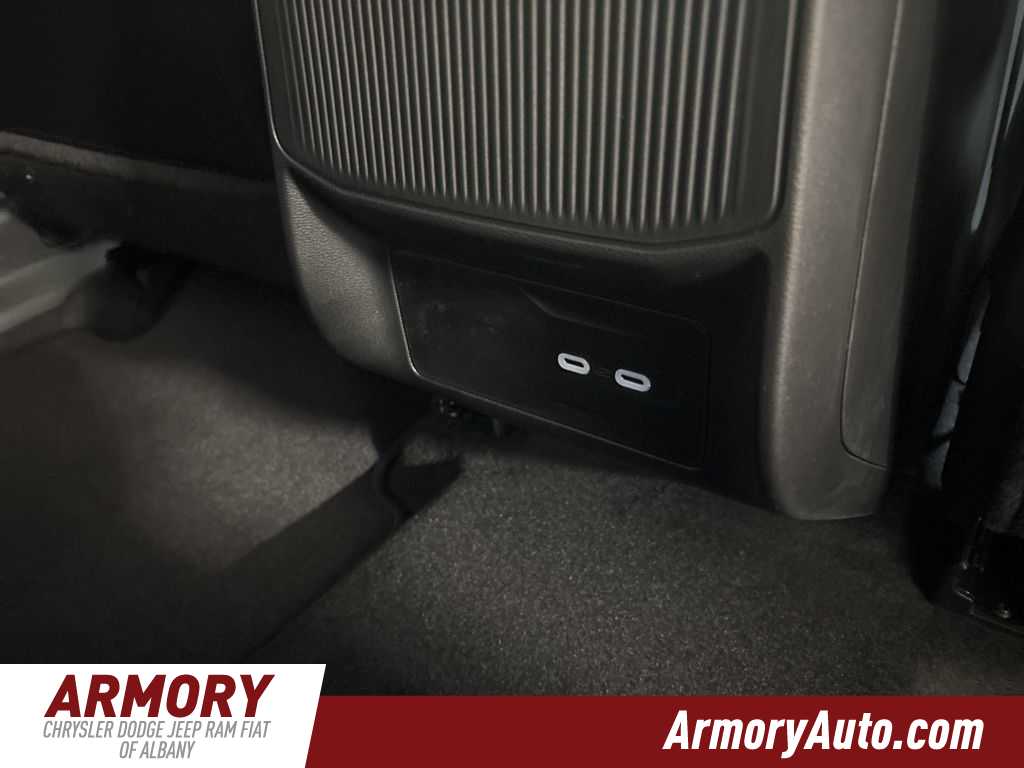 Thumbnail: 2026 Jeep Cherokee - 40