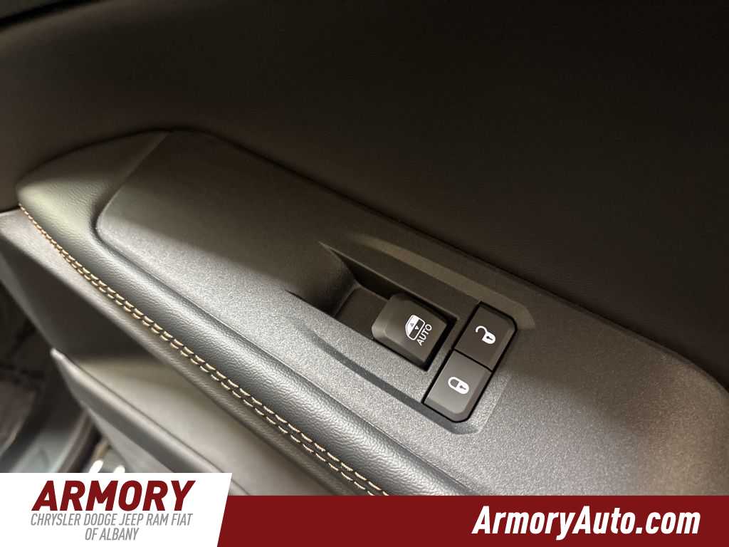 Thumbnail: 2026 Jeep Cherokee - 41