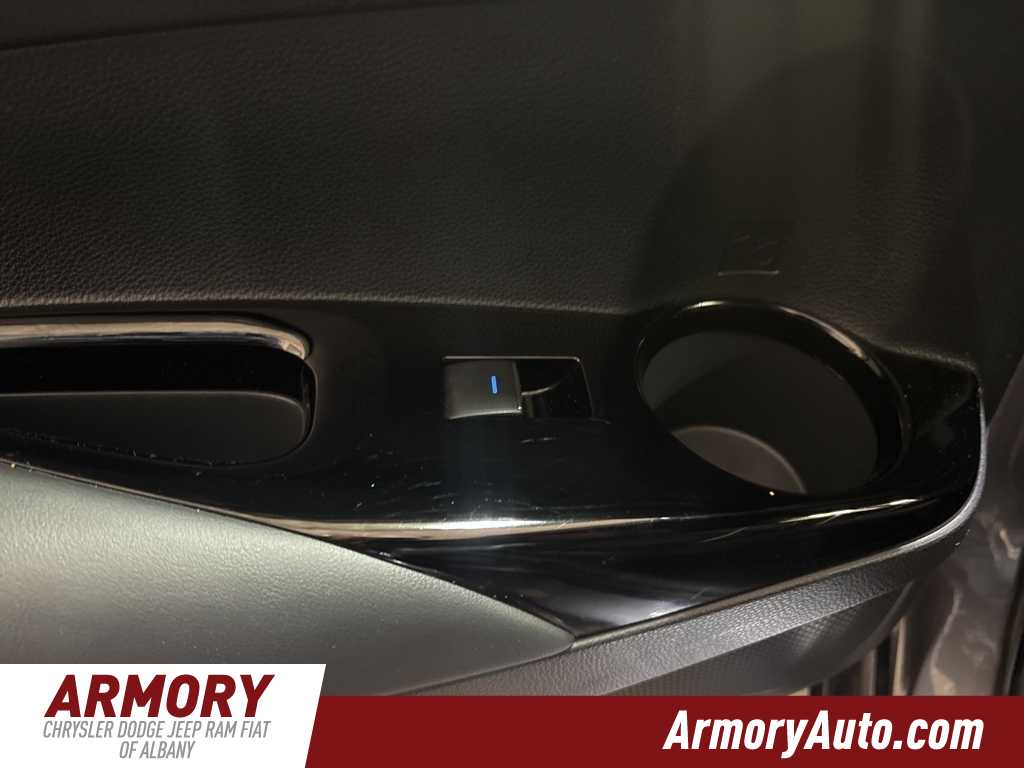 Thumbnail: 2022 Toyota Corolla - 23