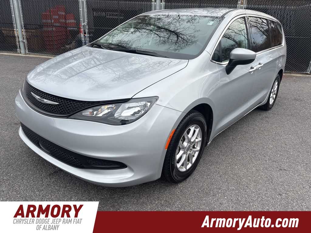 Thumbnail: 2022 Chrysler Voyager - 1