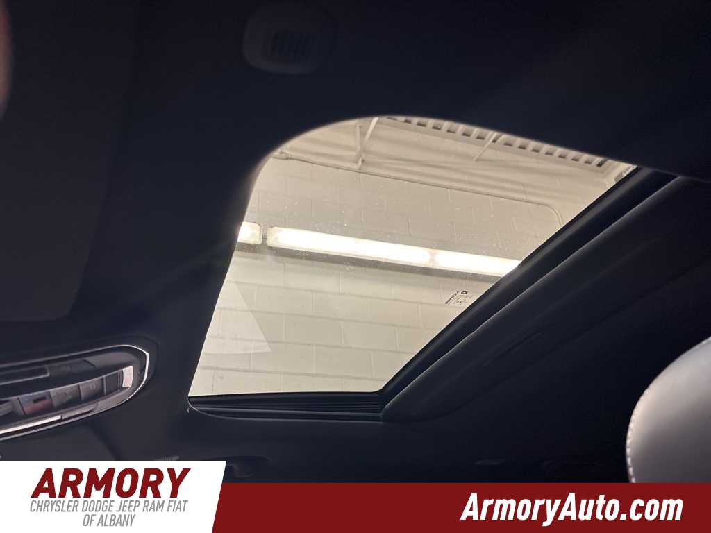 Thumbnail: 2025 Jeep Grand Cherokee L - 21