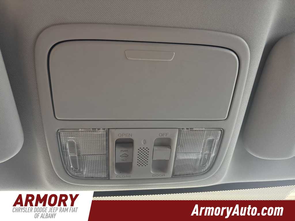 Thumbnail: 2010 Honda CR-V - 16