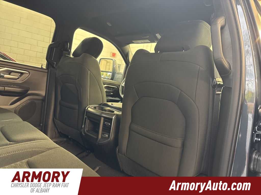 Thumbnail: 2026 RAM 1500 - 28