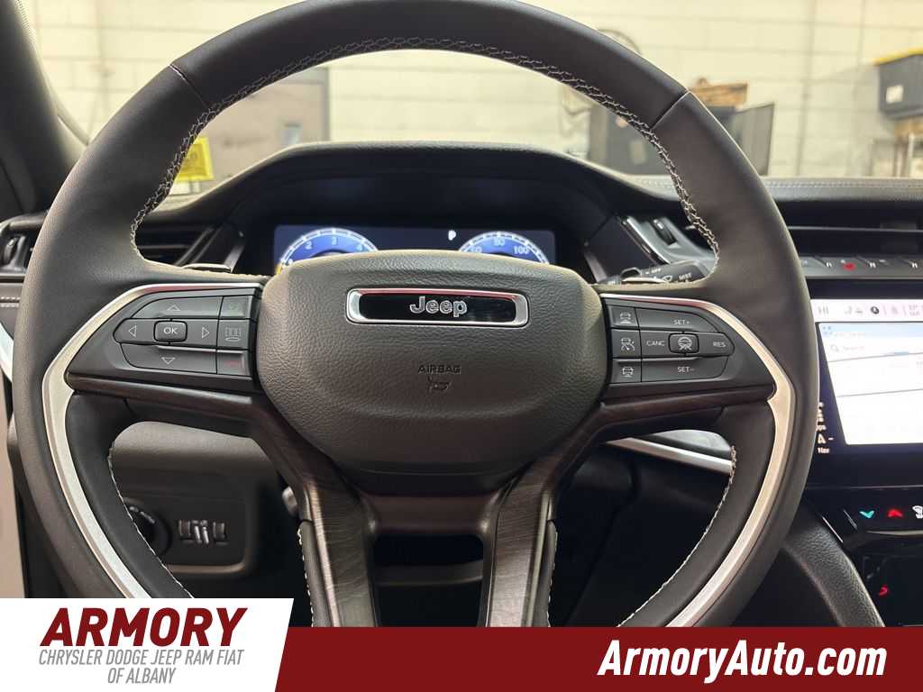 Thumbnail: 2026 Jeep Grand Cherokee - 13