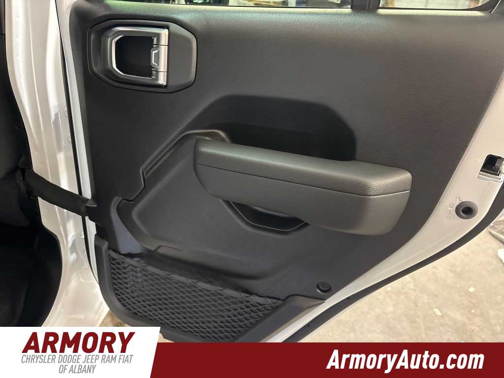 Thumbnail: 2026 Jeep Wrangler - 26