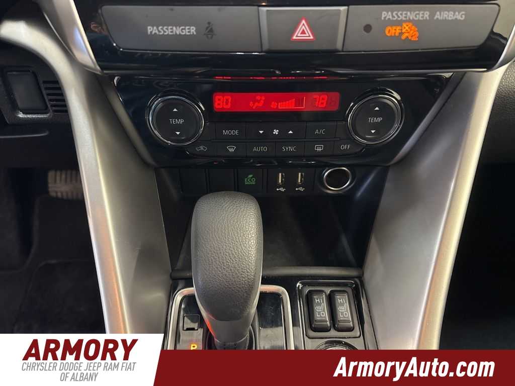 Thumbnail: 2024 Mitsubishi Eclipse Cross - 17