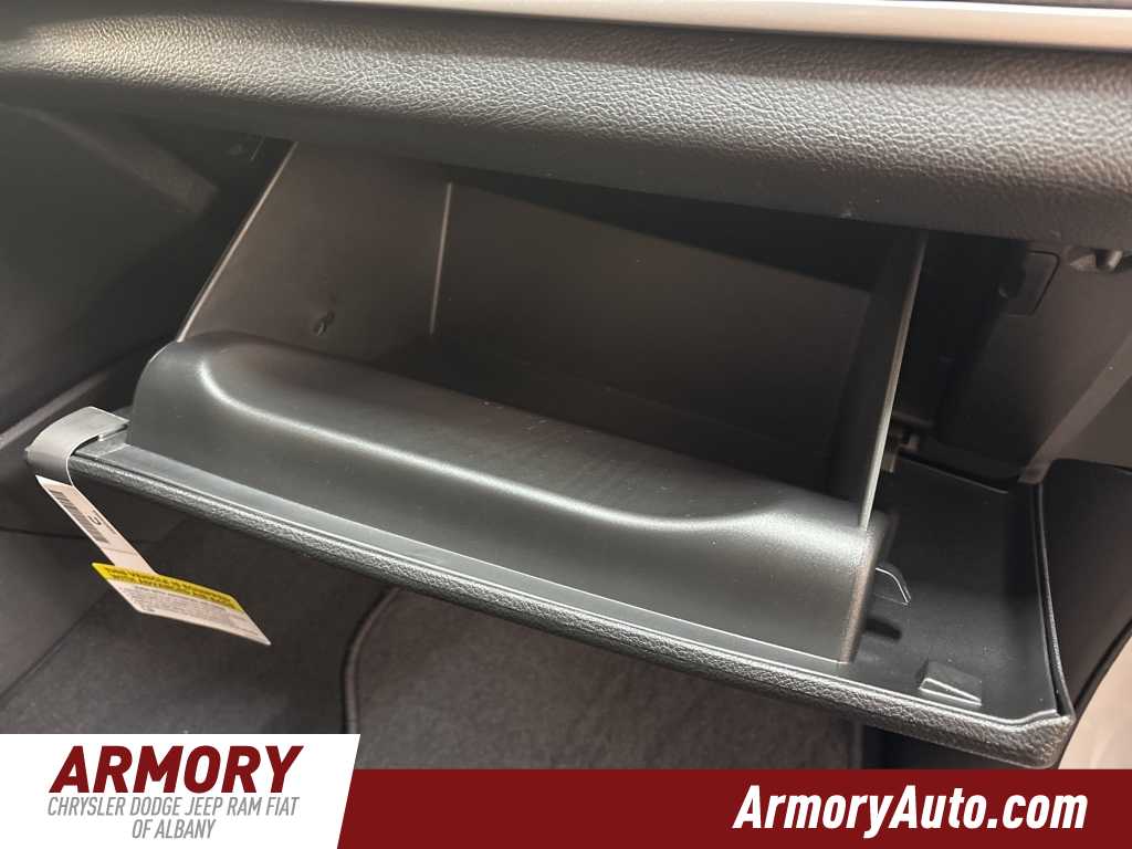 Thumbnail: 2026 Jeep Grand Cherokee - 43