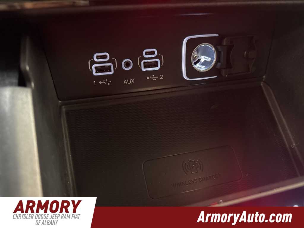 Thumbnail: 2025 Jeep Grand Cherokee - 19