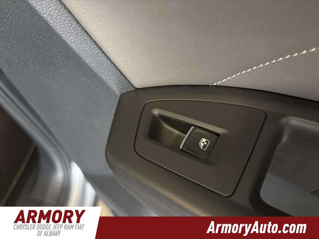 Thumbnail: 2022 Volkswagen Atlas - 36