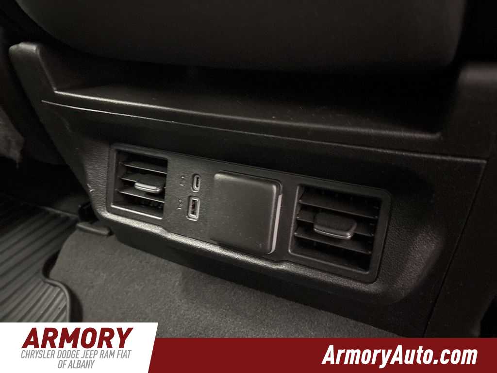 Thumbnail: 2023 Chevrolet Silverado 1500 - 33