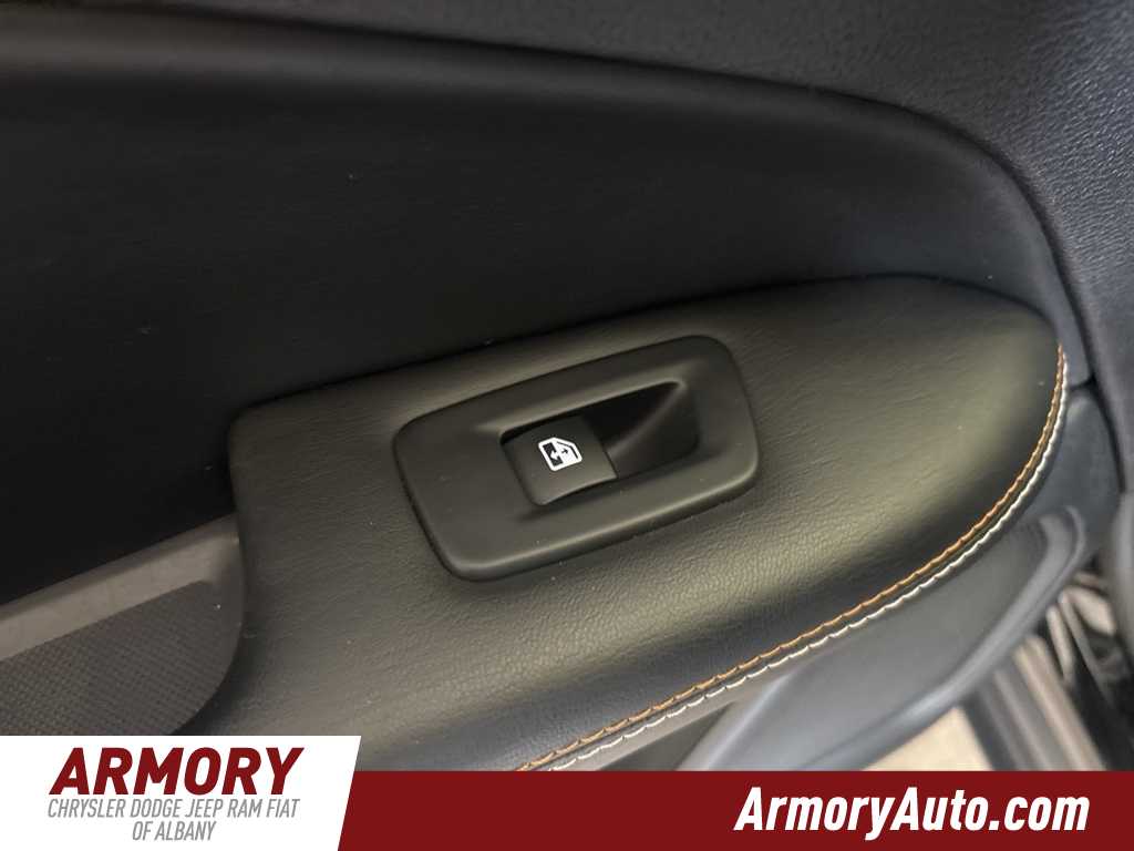 Thumbnail: 2018 Jeep Compass - 29