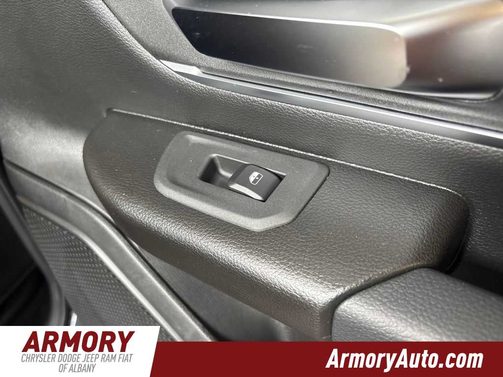 Thumbnail: 2026 RAM 1500 - 31