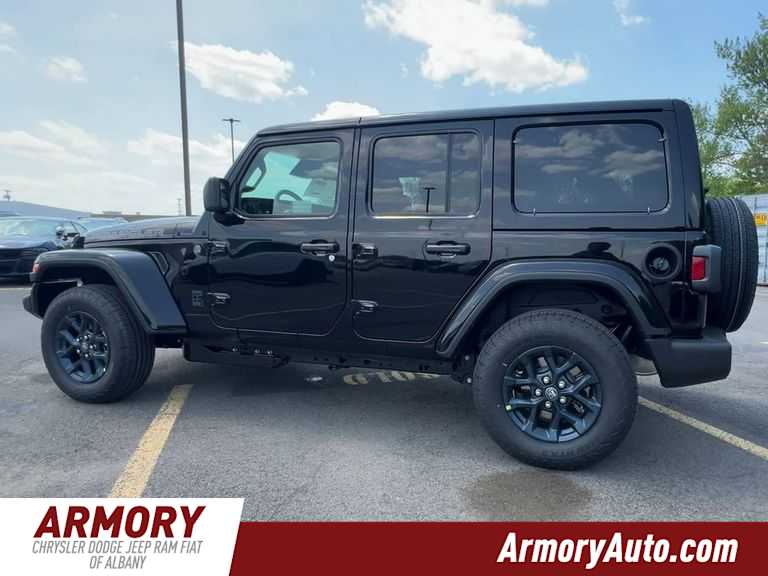 Thumbnail: 2026 Jeep Wrangler - 7