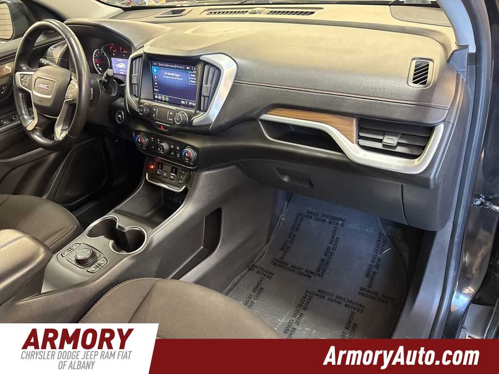 Thumbnail: 2020 GMC Terrain - 38