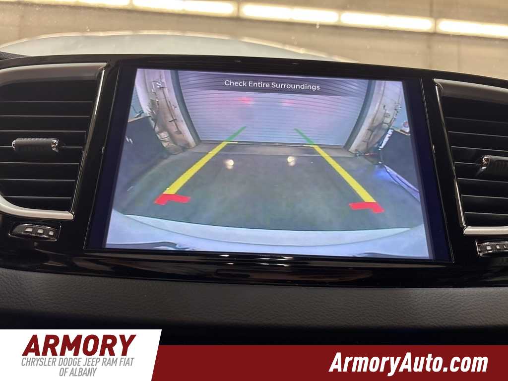 2023 Chrysler Pacifica Touring L 20