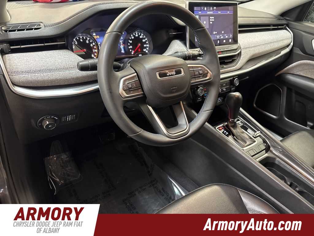 Thumbnail: 2022 Jeep Compass - 9