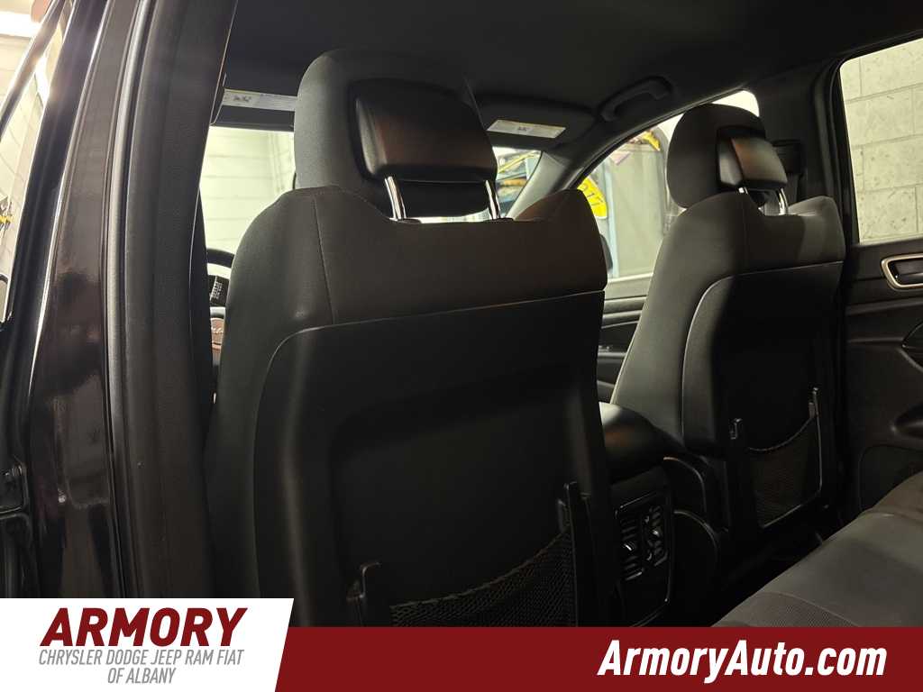 Thumbnail: 2014 Jeep Grand Cherokee - 25