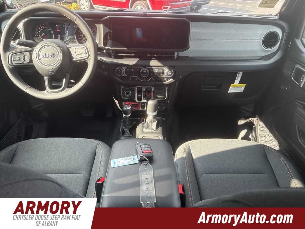 Thumbnail: 2025 Jeep Gladiator - 26