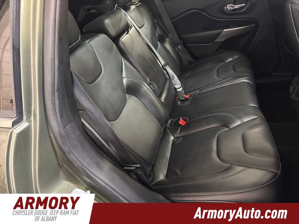 Thumbnail: 2021 Jeep Cherokee - 33