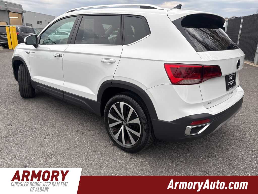 Thumbnail: 2023 Volkswagen Taos - 6