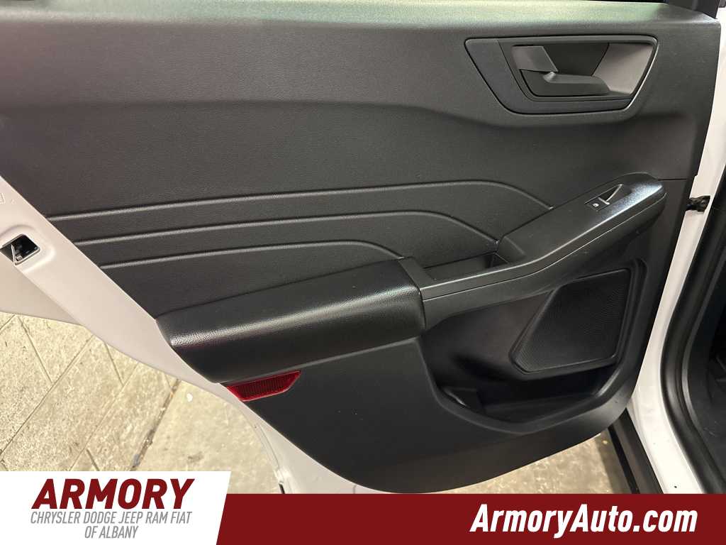 Thumbnail: 2022 Ford Escape - 23