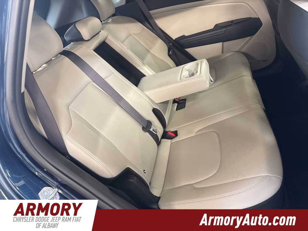 Thumbnail: 2023 Kia Sportage - 35