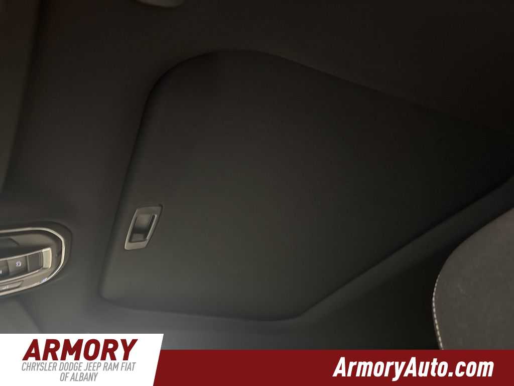 Thumbnail: 2025 Jeep Grand Cherokee - 23