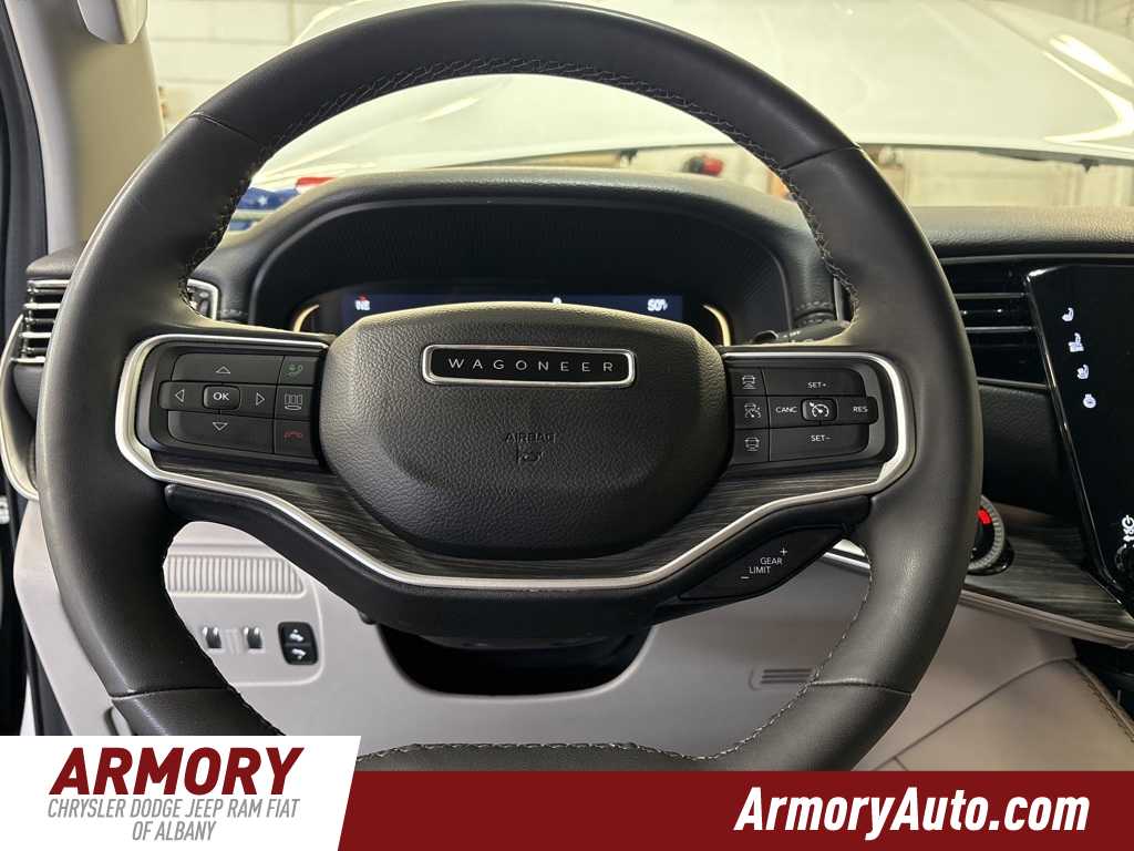 Thumbnail: 2024 Jeep Wagoneer - 15