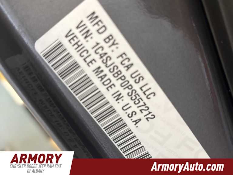 Thumbnail: 2023 Jeep Wagoneer - 48