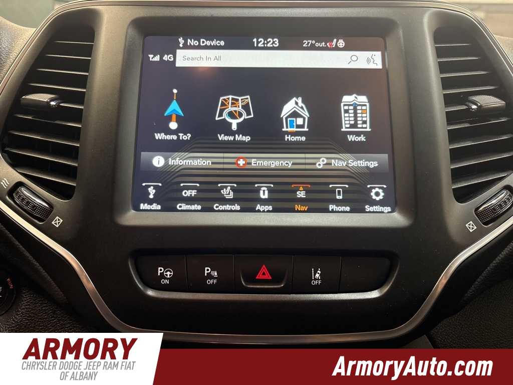 Thumbnail: 2023 Jeep Cherokee - 17