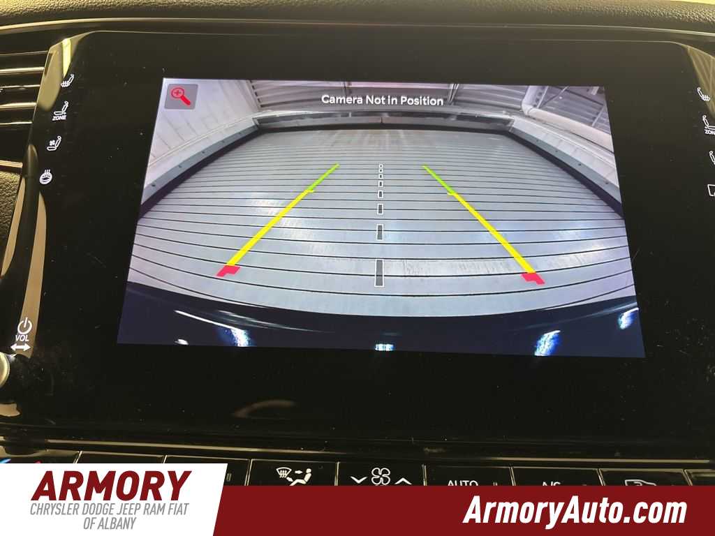 Thumbnail: 2023 Jeep Wagoneer - 22