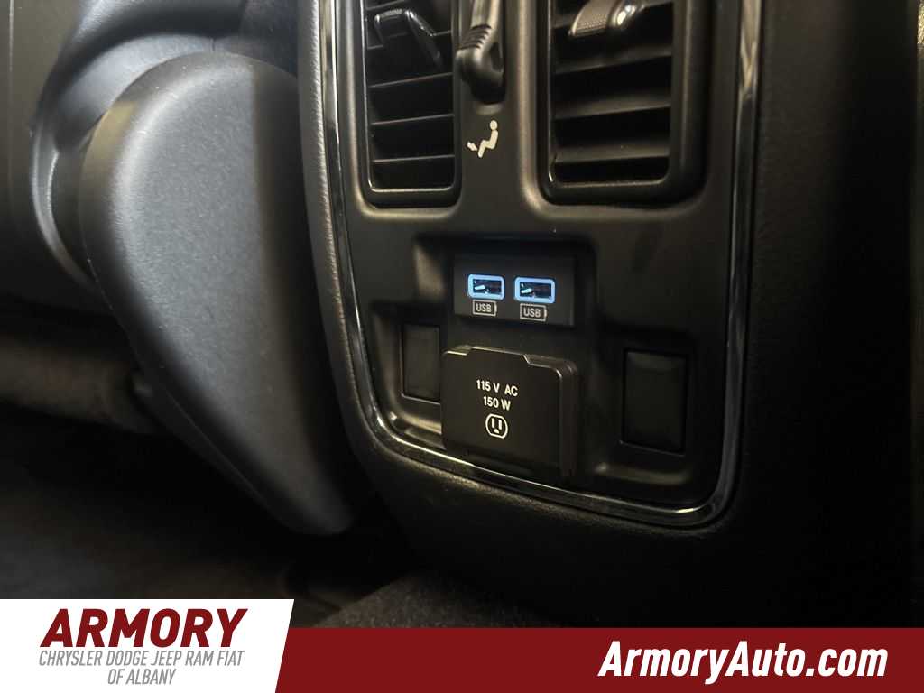 Thumbnail: 2021 Jeep Grand Cherokee - 36