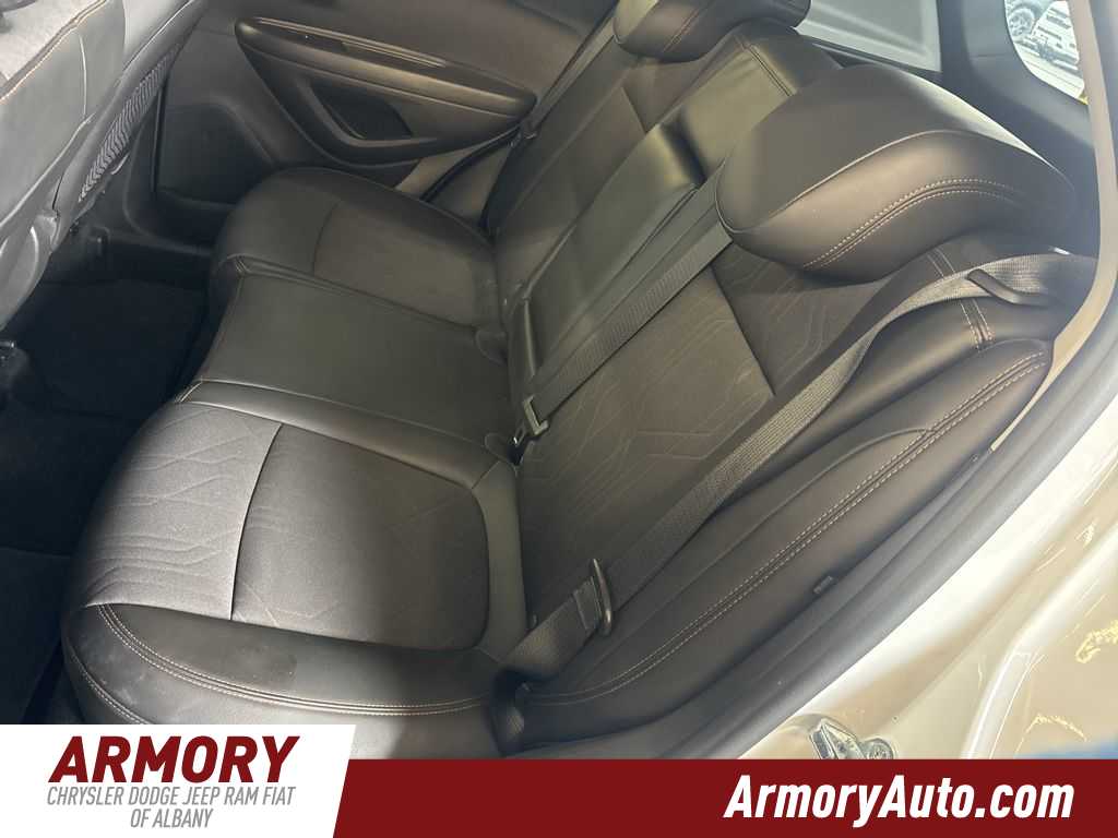 Thumbnail: 2020 Chevrolet Trax - 26