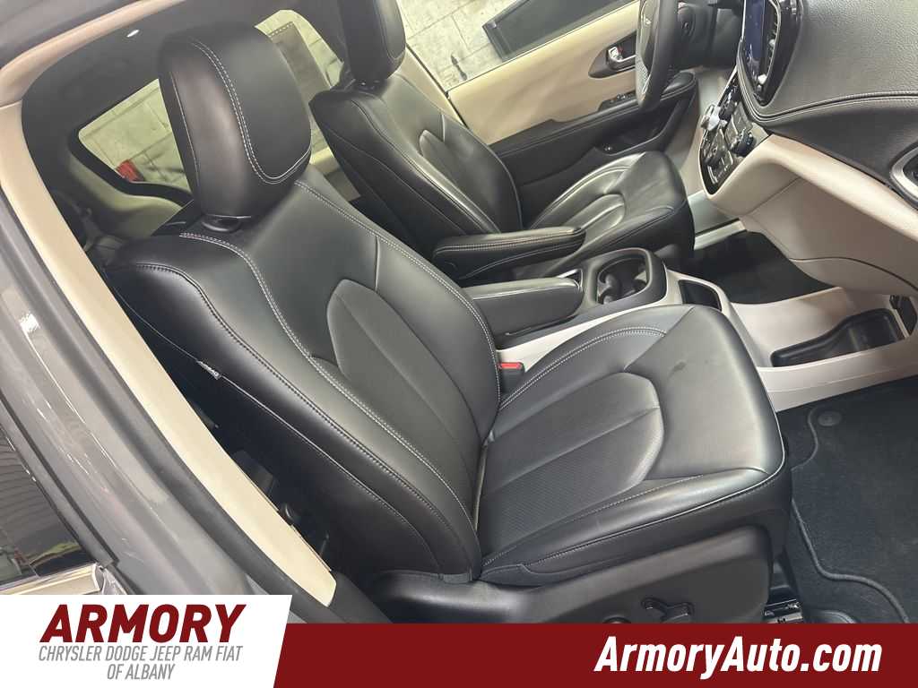 Thumbnail: 2023 Chrysler Pacifica - 39