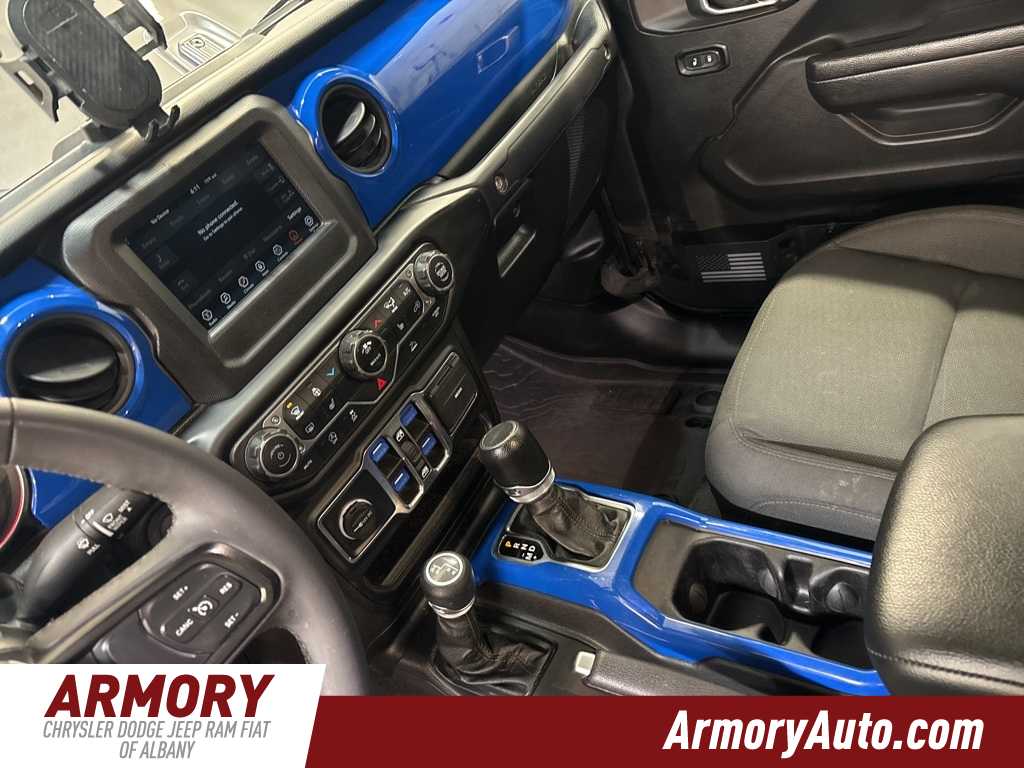 Thumbnail: 2023 Jeep Gladiator - 15