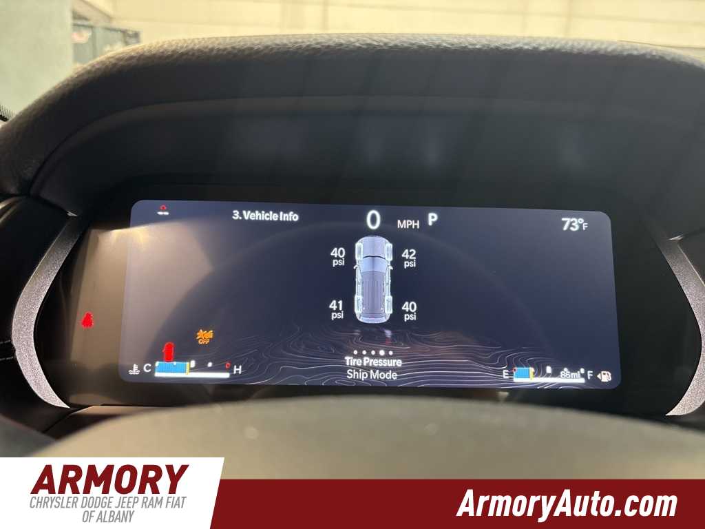 Thumbnail: 2025 Jeep Grand Cherokee - 14