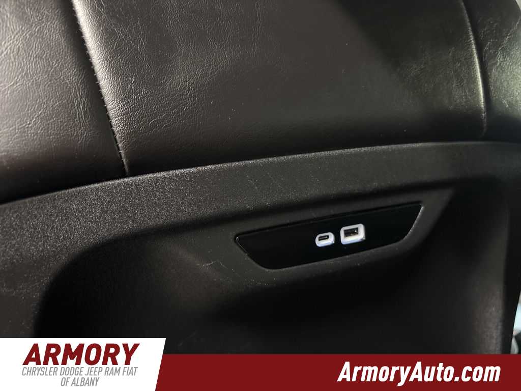 Thumbnail: 2024 Chrysler Pacifica - 27