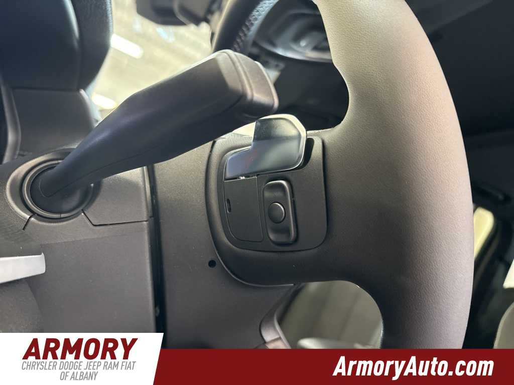 Thumbnail: 2025 Jeep Grand Cherokee - 13