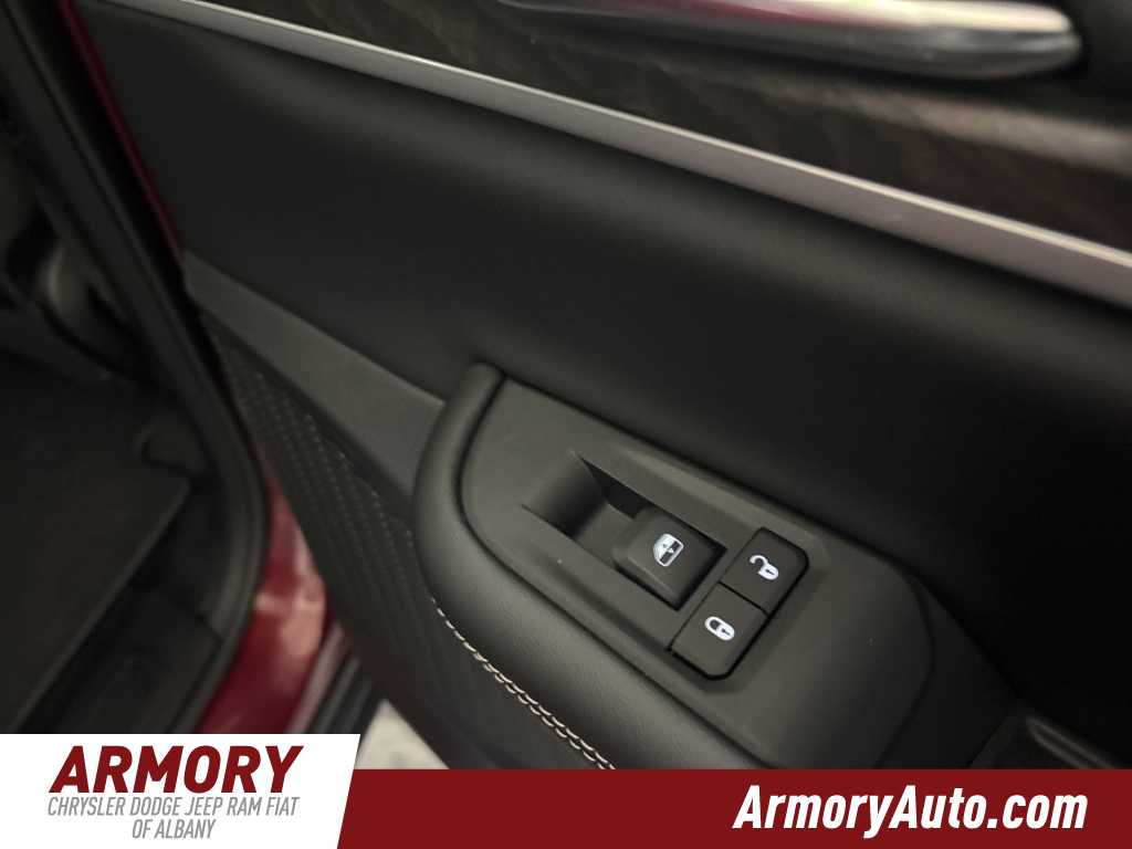 Thumbnail: 2026 Jeep Grand Cherokee - 33