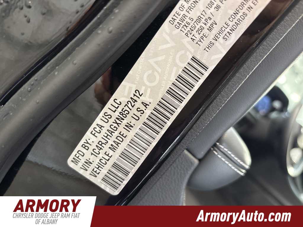 Thumbnail: 2022 Jeep Grand Cherokee - 38