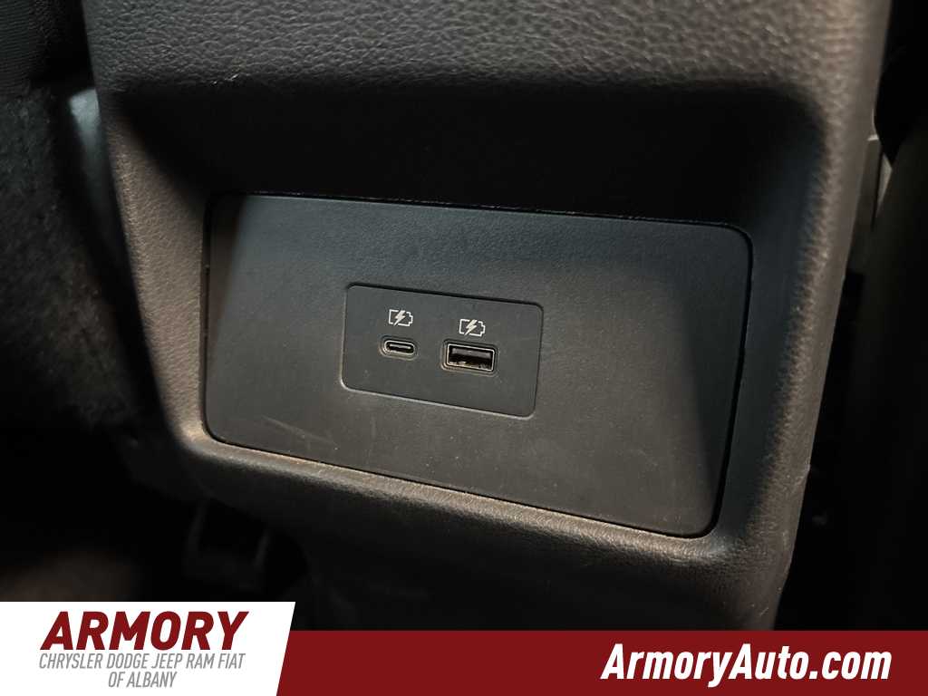 Thumbnail: 2022 Nissan Rogue - 33